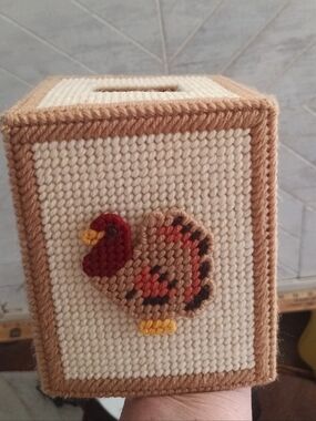 Handmade Fall!  Needlepoint Tissue Cover 4.5"x6" Pretty And Festive!  Vintage